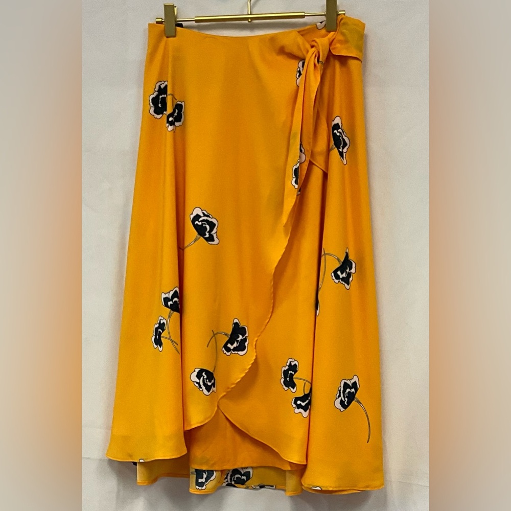Ann Taylor /rap skirt
